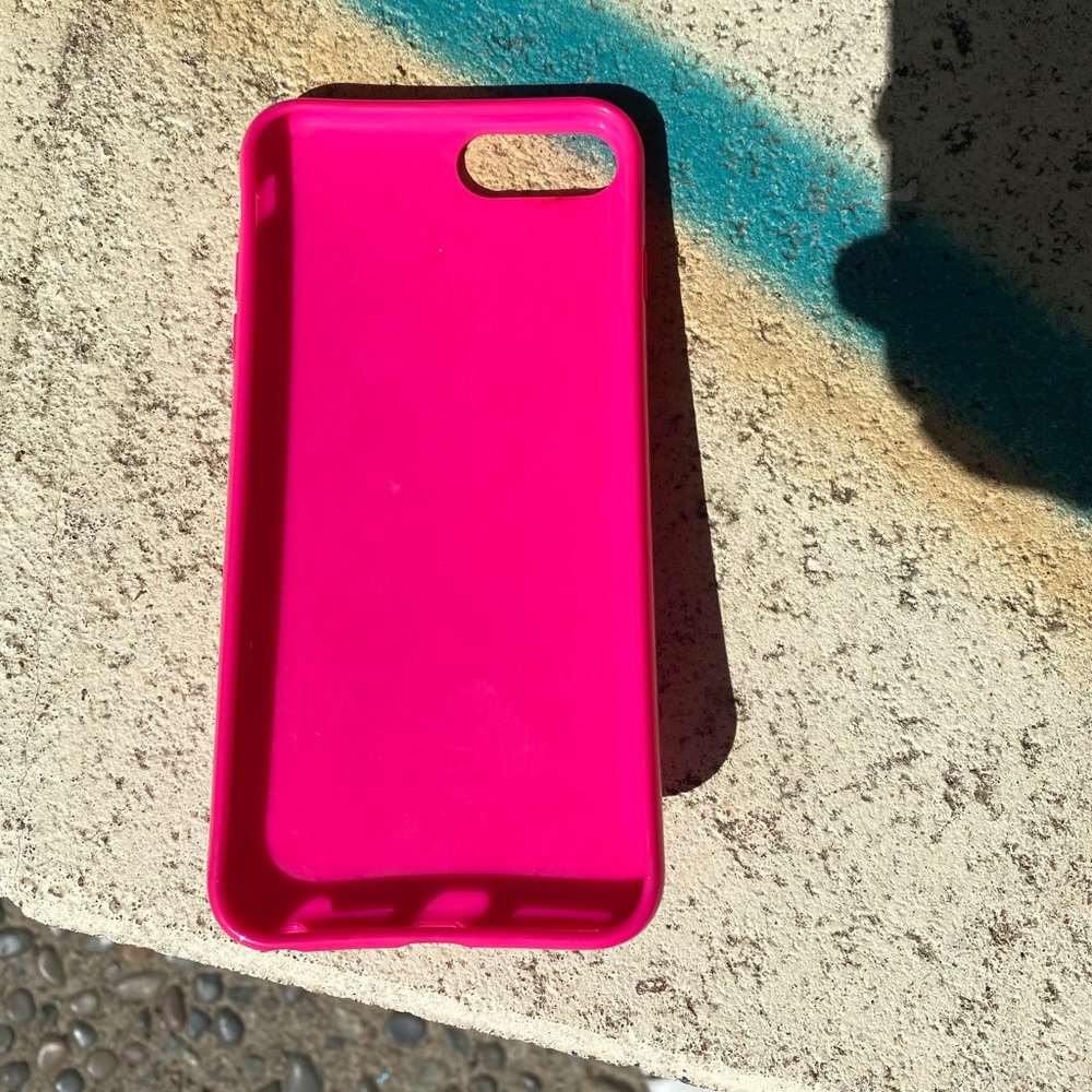 iPhone 8 Plus - Picture 2 of 2